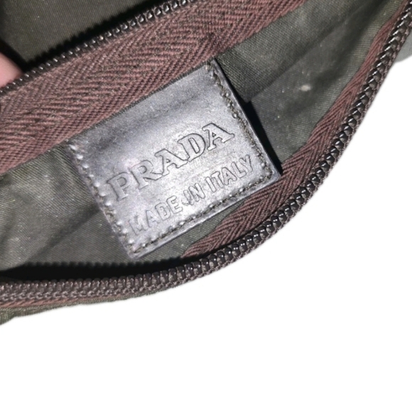 Prada Green Nylon Zip Pouch - Very Good Used Condition - Picture 3 of 4